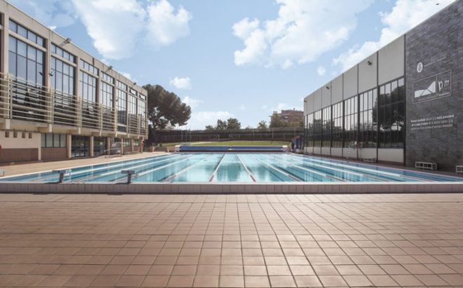 imatge de les piscines municipals de l'Hospitalet de Llobregat